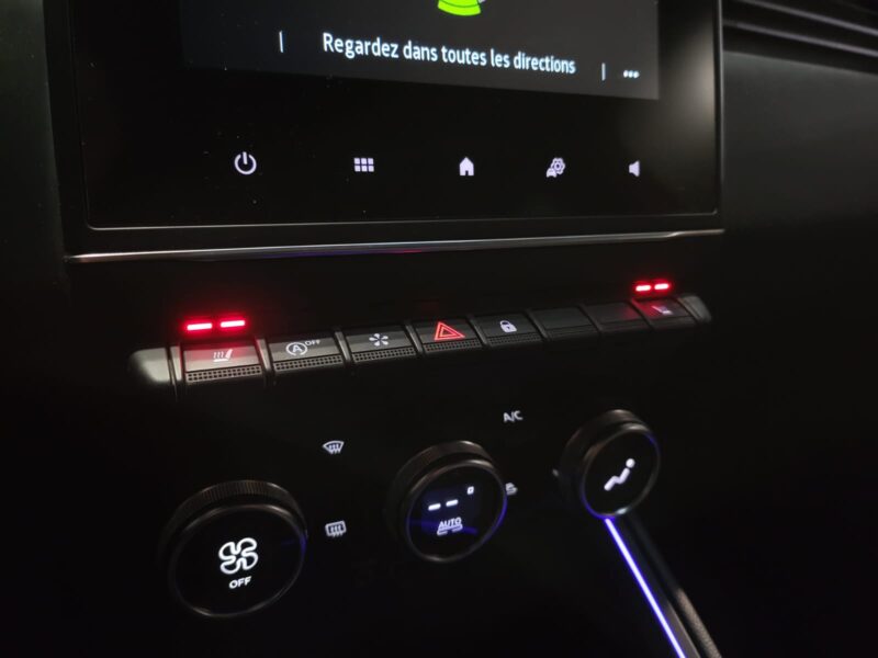 RENAULT CLIO V 90 CV INTENS SIEGE ET VOLANT CHAUFFANT