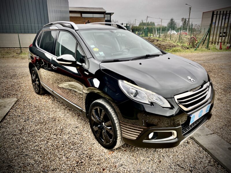 PEUGEOT 2008 1.6 URBAN CROSS 2015