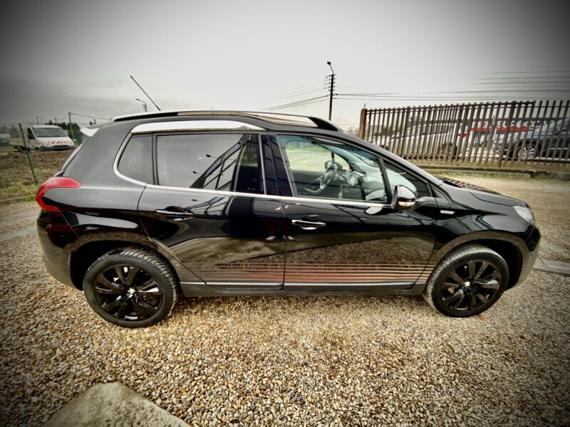 PEUGEOT 2008 1.6 URBAN CROSS 2015