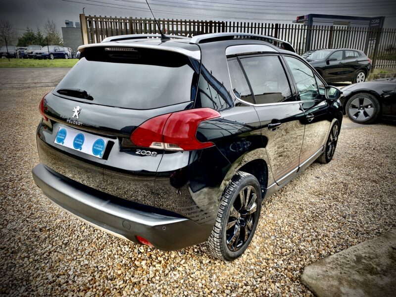 PEUGEOT 2008 1.6 URBAN CROSS 2015