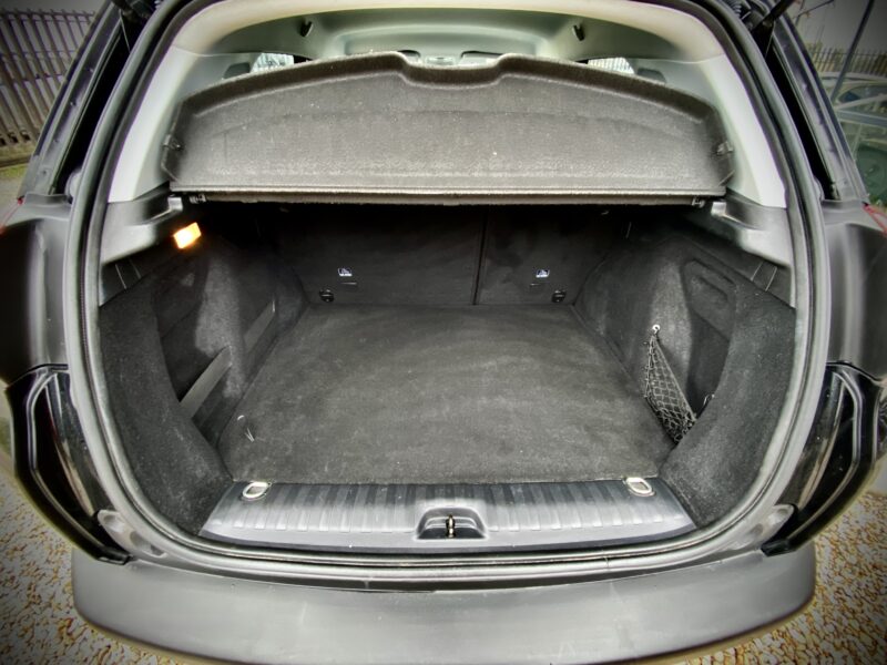 PEUGEOT 2008 1.6 URBAN CROSS 2015