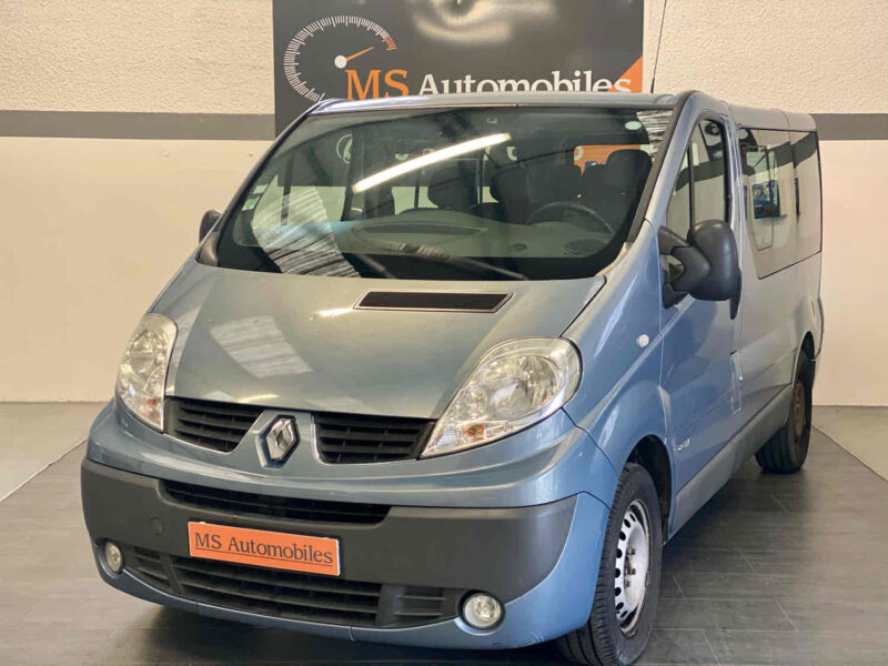 RENAULT TRAFIC II  2010