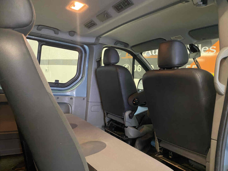 RENAULT TRAFIC II  2010