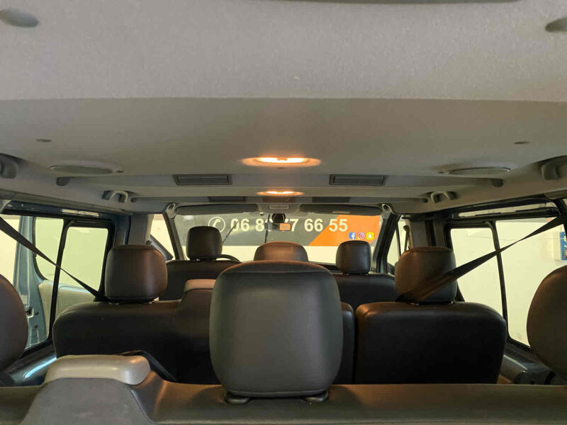 RENAULT TRAFIC II  2010