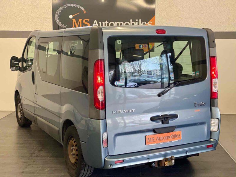 RENAULT TRAFIC II  2010