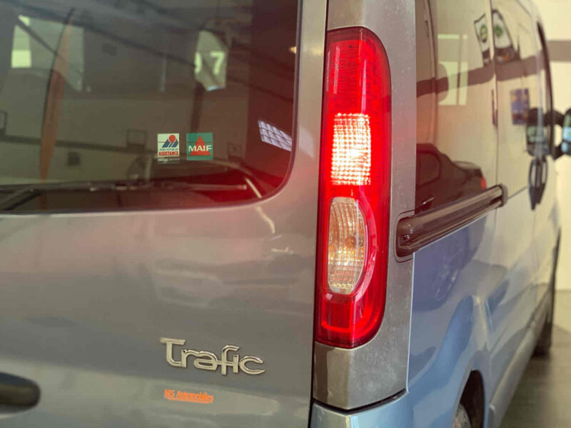 RENAULT TRAFIC II  2010