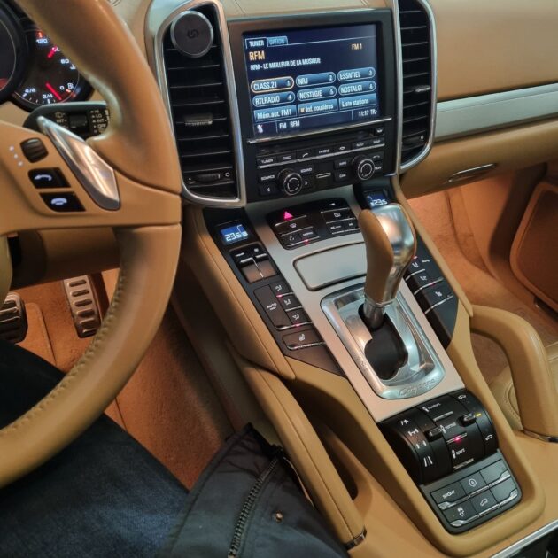 PORSCHE CAYENNE S 2011