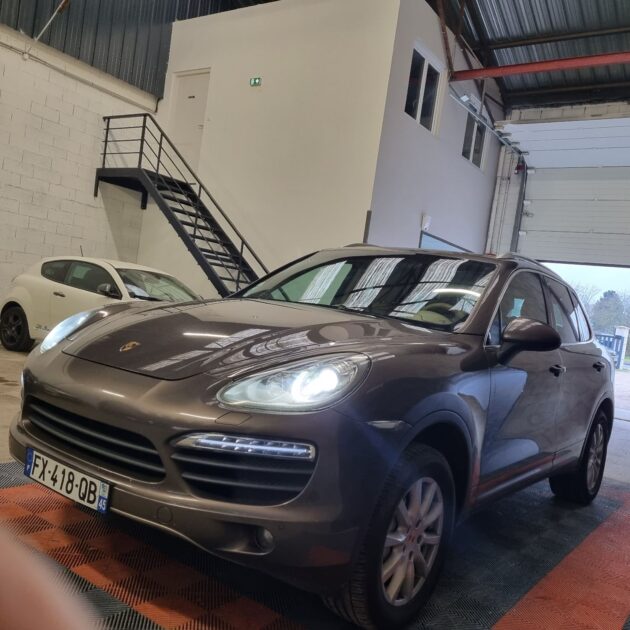 PORSCHE CAYENNE S 2011