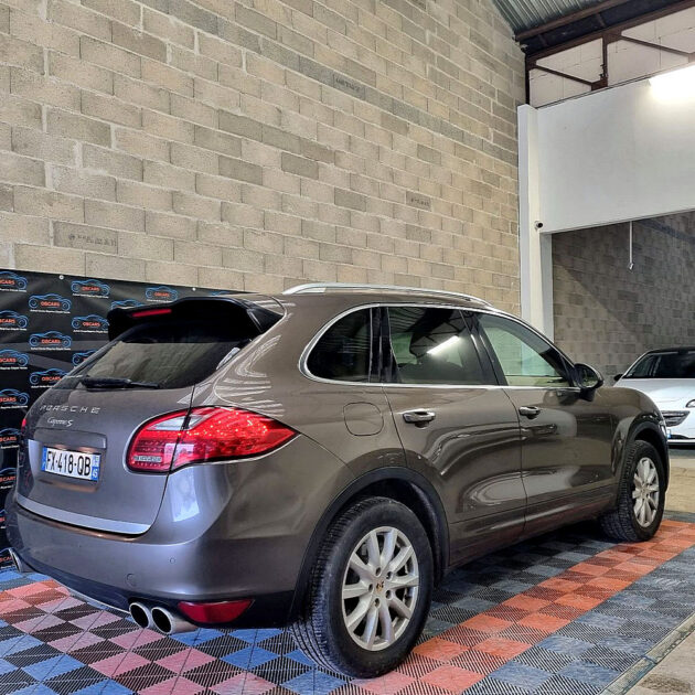 PORSCHE CAYENNE S 2011