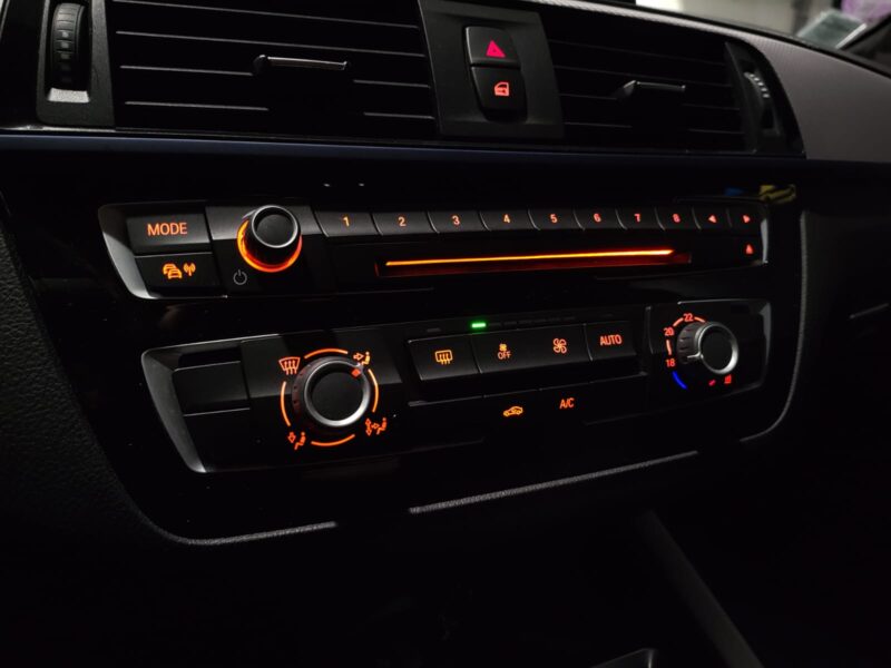 BMW SERIE 1 118 i 136cv PACK M SPORT BVA8 CAMERA / CUIR