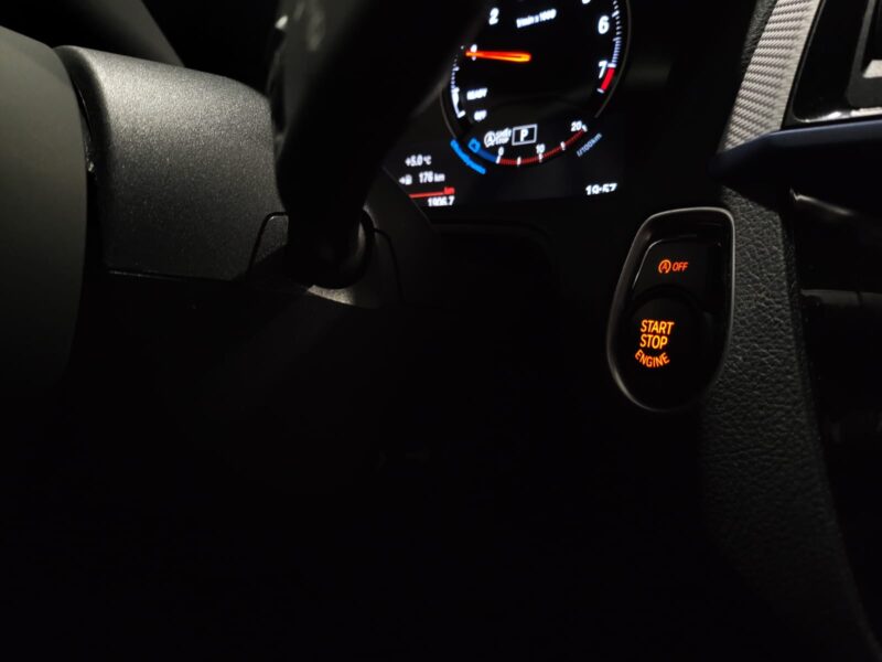 BMW SERIE 1 118 i 136cv PACK M SPORT BVA8 CAMERA / CUIR