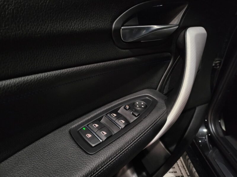 BMW SERIE 1 118 i 136cv PACK M SPORT BVA8 CAMERA / CUIR