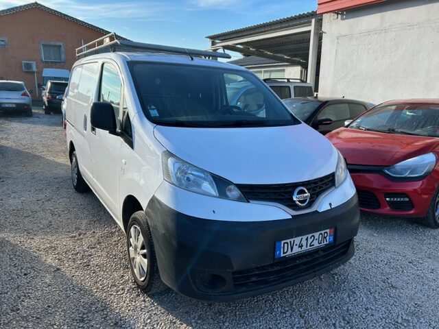NISSAN NV200 2015