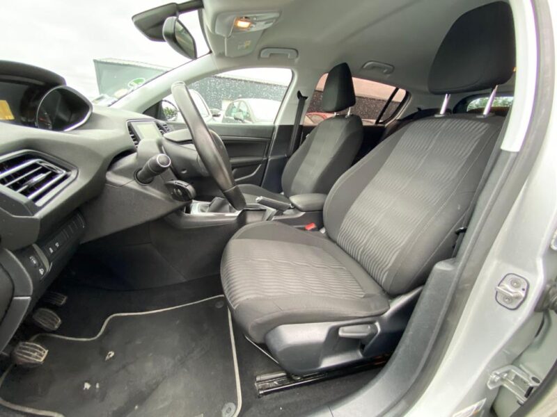 PEUGEOT 308 1.6 BlueHDi 120 S&S Business Pack