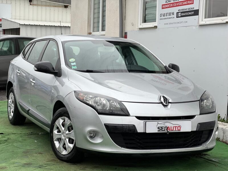 RENAULT MEGANE III ESTATE  2011