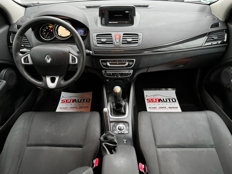 RENAULT MEGANE III ESTATE  2011