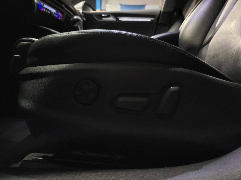 AUDI A3 Sportback E-Tron 204 cv DESIGN LUXE CAMERA / PARK ASSYST