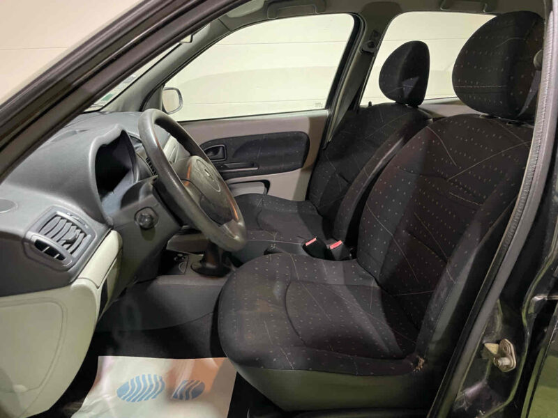 RENAULT CLIO II 2003 1.2 