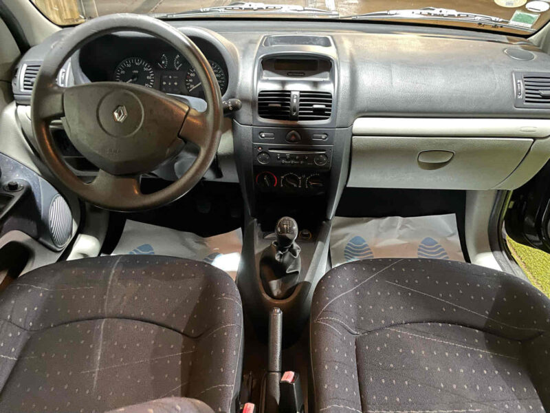 RENAULT CLIO II 2003 1.2 