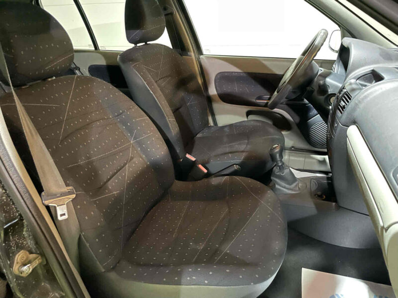 RENAULT CLIO II 2003 1.2 