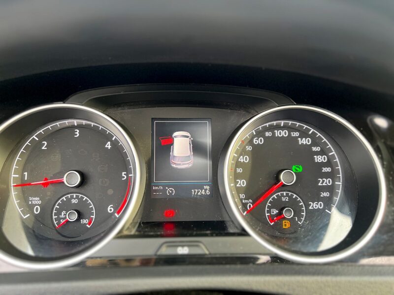 VOLKSWAGEN GOLF VII 2016