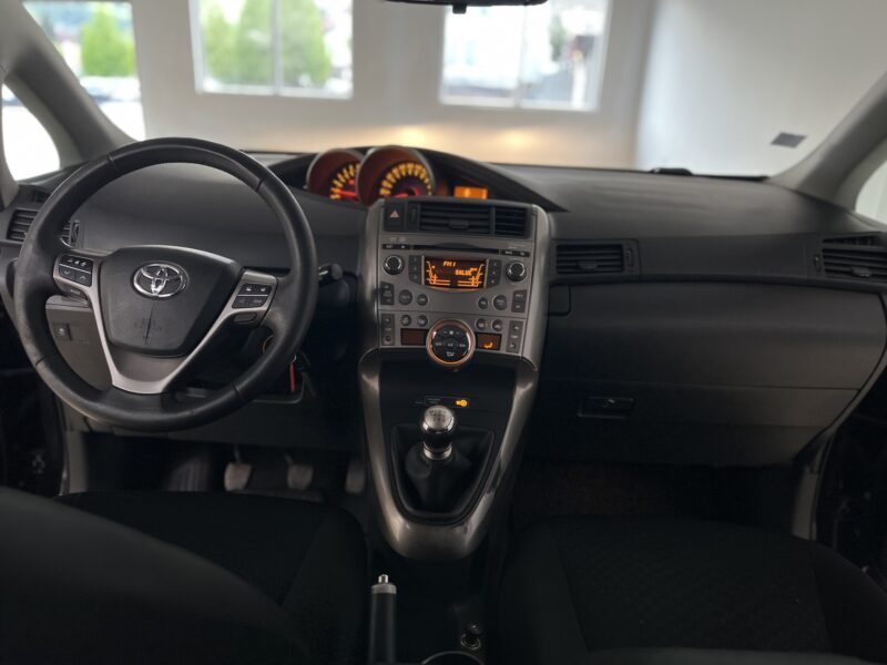 TOYOTA VERSO LIFE 1.8 7Places 147CH