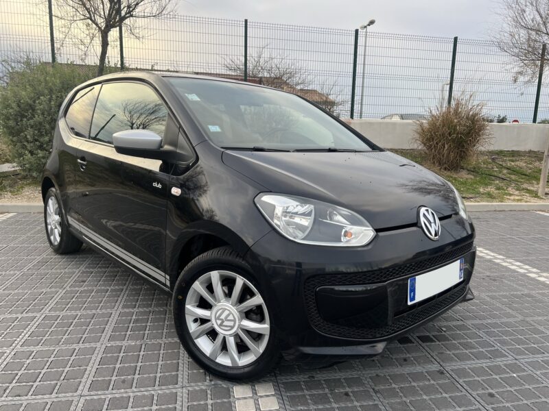 VOLKSWAGEN UP CLUB 1.0 60cv 