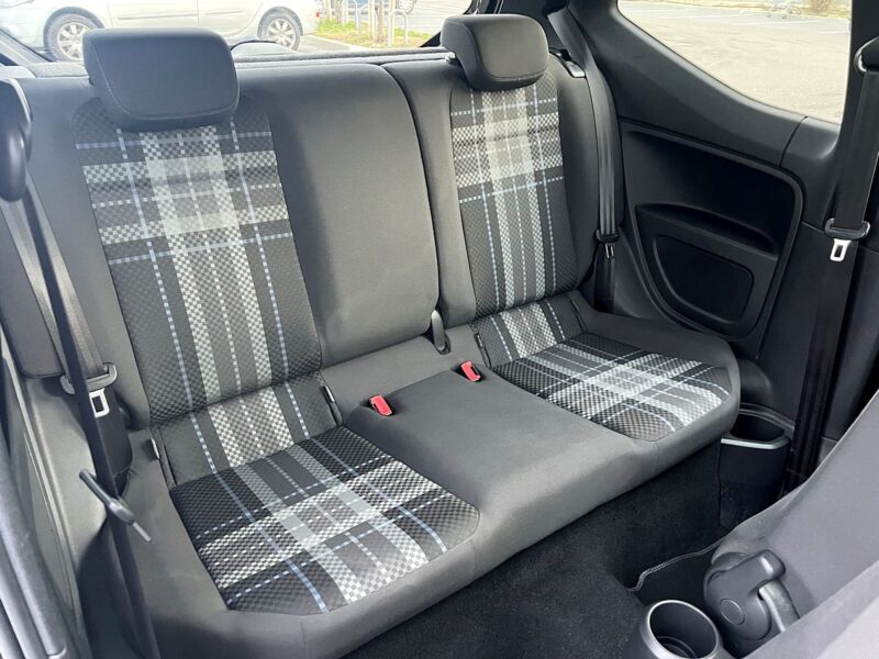 VOLKSWAGEN UP CLUB 1.0 60cv 