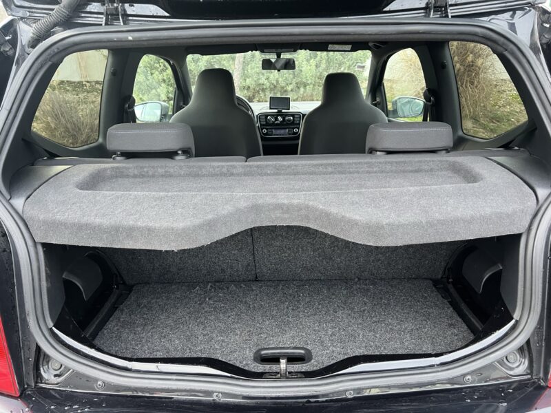 VOLKSWAGEN UP CLUB 1.0 60cv 