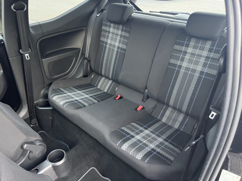 VOLKSWAGEN UP CLUB 1.0 60cv 