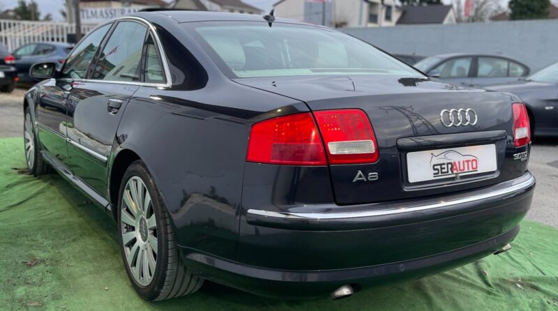 AUDI A8 2004
