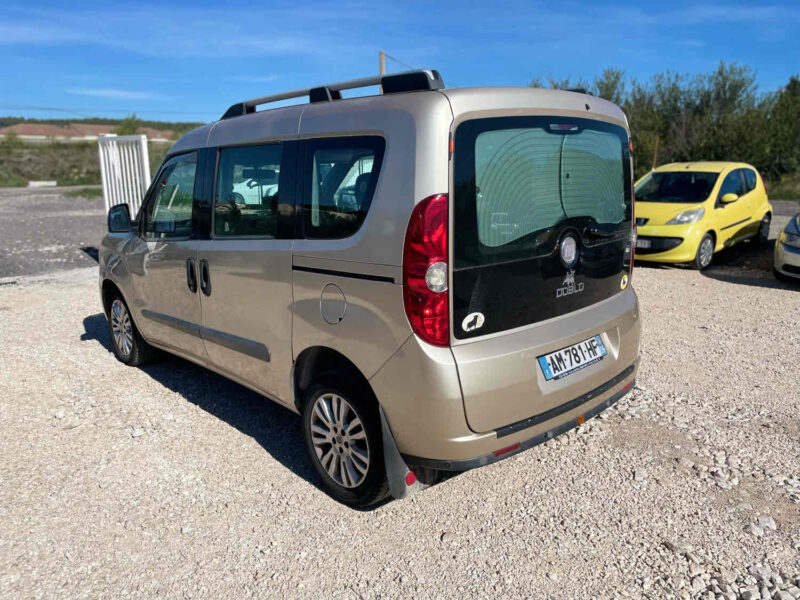 Fiat Doblo III Monospace Phase 2 1.6 MJTD 105 cv
