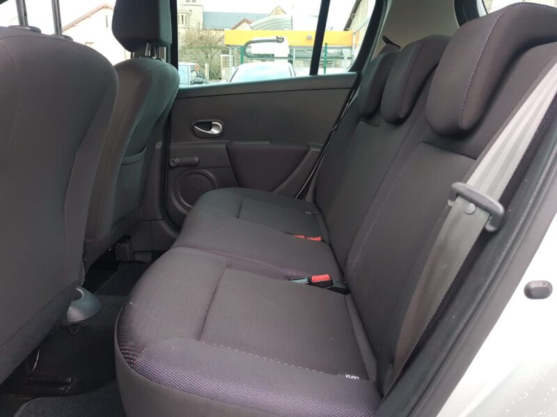 RENAULT CLIO III 1.2i 16V 75CV DYNAMIQUE