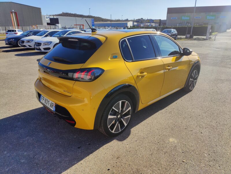 PEUGEOT 208 II e-208 136cv GT LINE GARANTIE 2 ANS