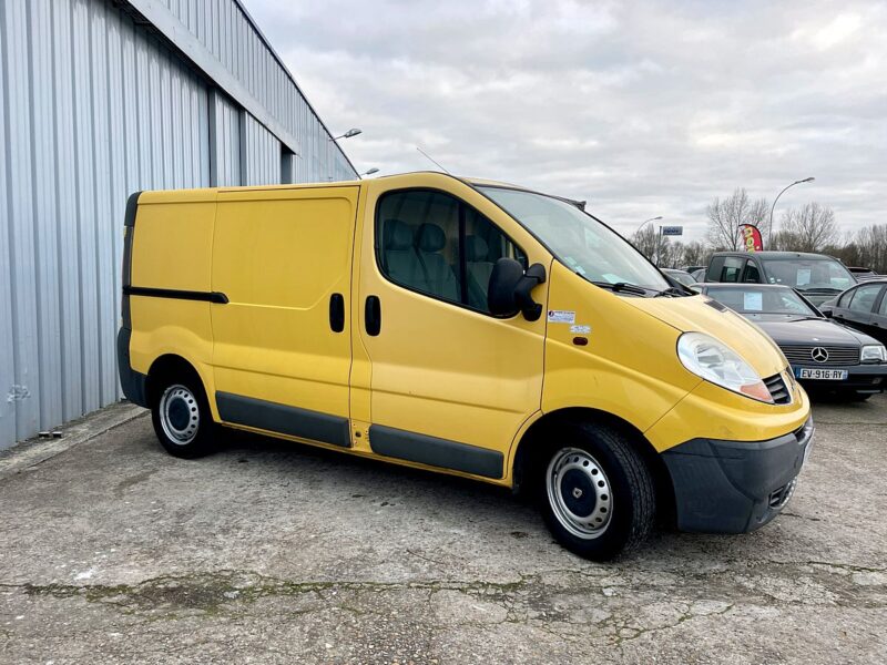 RENAULT TRAFIC II 2007