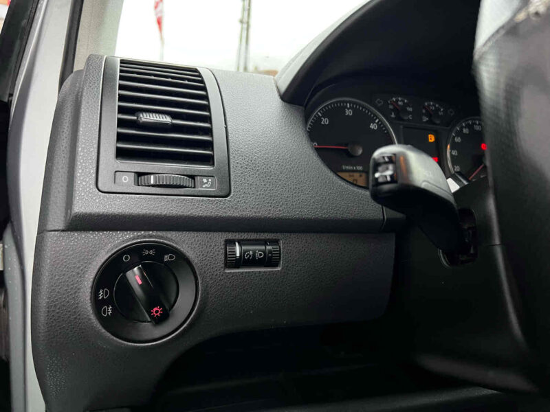 VOLKSWAGEN POLO 2006