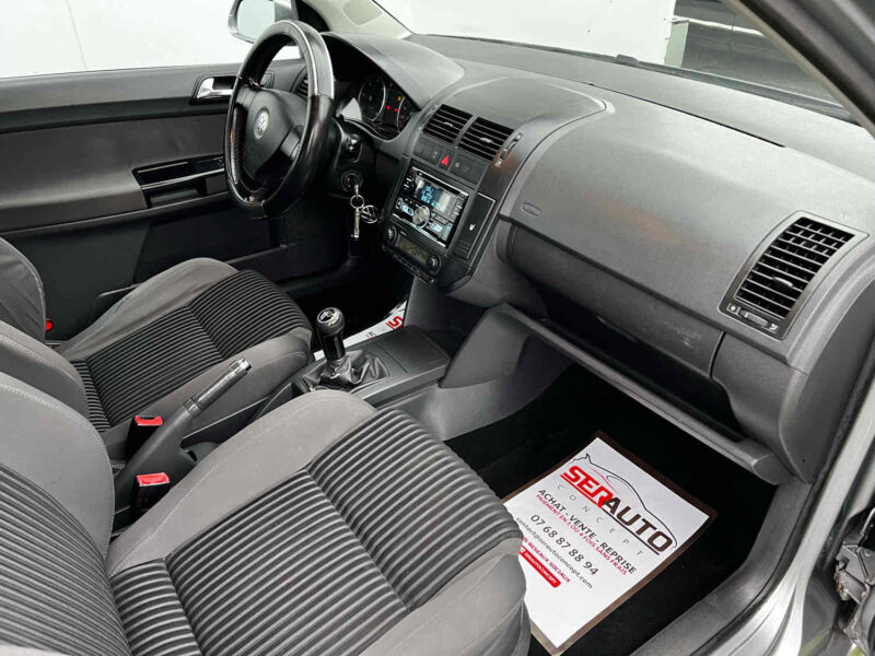 VOLKSWAGEN POLO 2006