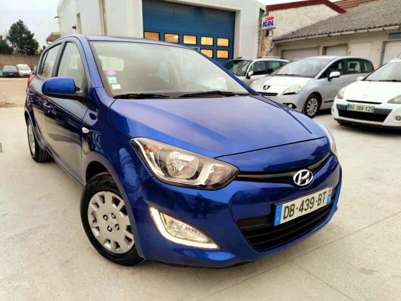 HYUNDAI i20 I 2013
