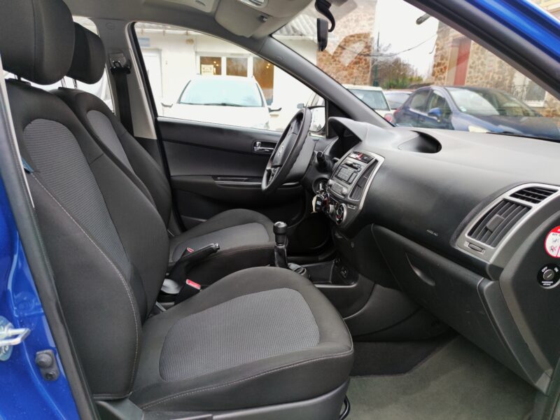 HYUNDAI i20 I 2013
