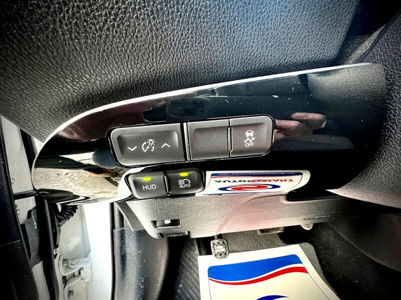 TOYOTA PRIUS 4 DYNAMIC PACK TECHNO 2016