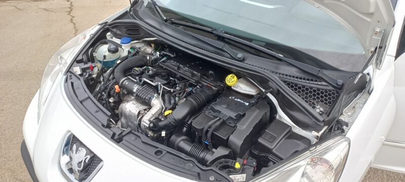 PEUGEOT 207/207+ 2012