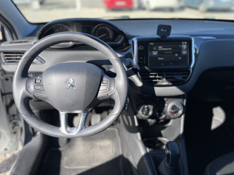 Peugeot 208 5 Portes 1.2 VTi 12V 82 cv I Phase II