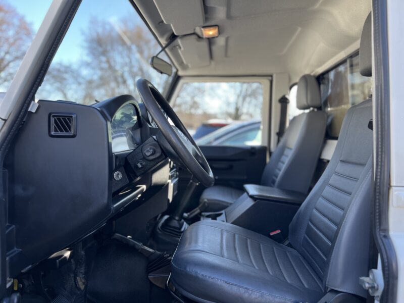 LAND ROVER DEFENDER 110 Td4 PICKUP