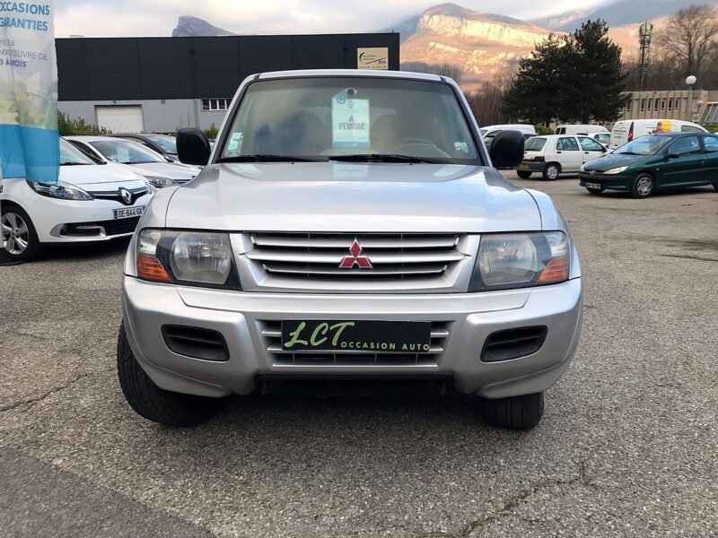 ⚠️DANS L'ETAT = CORROSION⚠️ PAJERO LONG 3.2 DID 160 cv ELEGANCE BVM5 - 7 PLACES