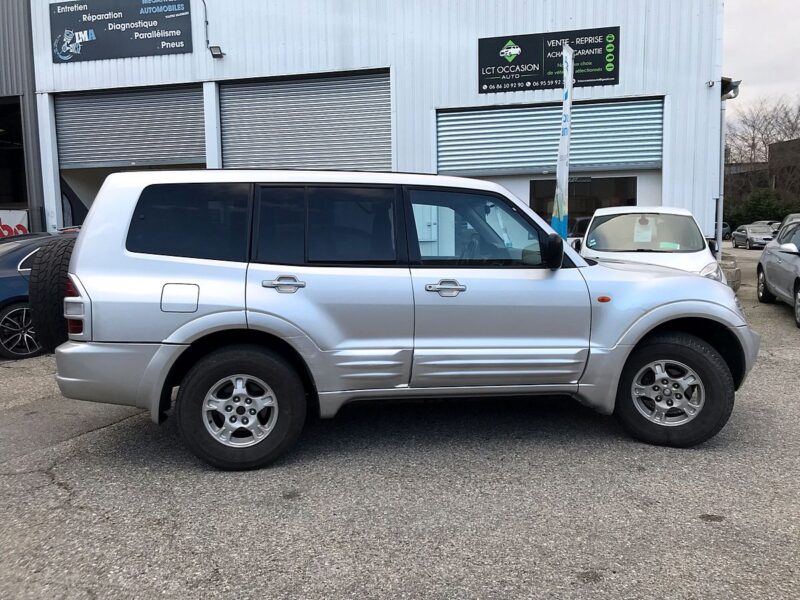 ⚠️DANS L'ETAT = CORROSION⚠️ PAJERO LONG 3.2 DID 160 cv ELEGANCE BVM5 - 7 PLACES