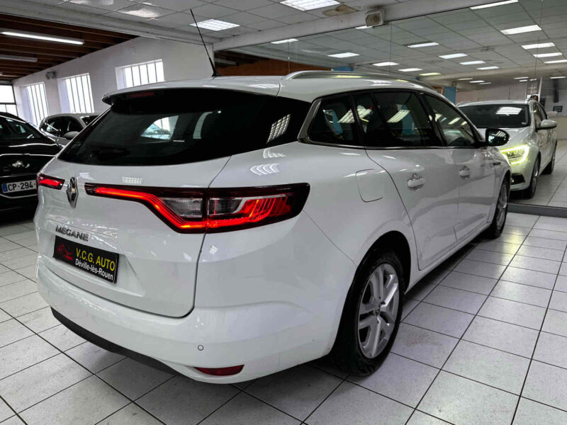 RENAULT MEGANE IV Estate dCi 110 S&S Energy Business