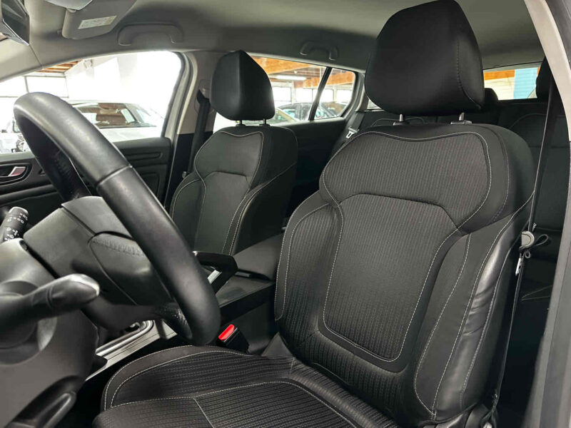 RENAULT MEGANE IV Estate dCi 110 S&S Energy Business