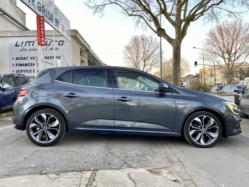 RENAULT MEGANE IV 2016