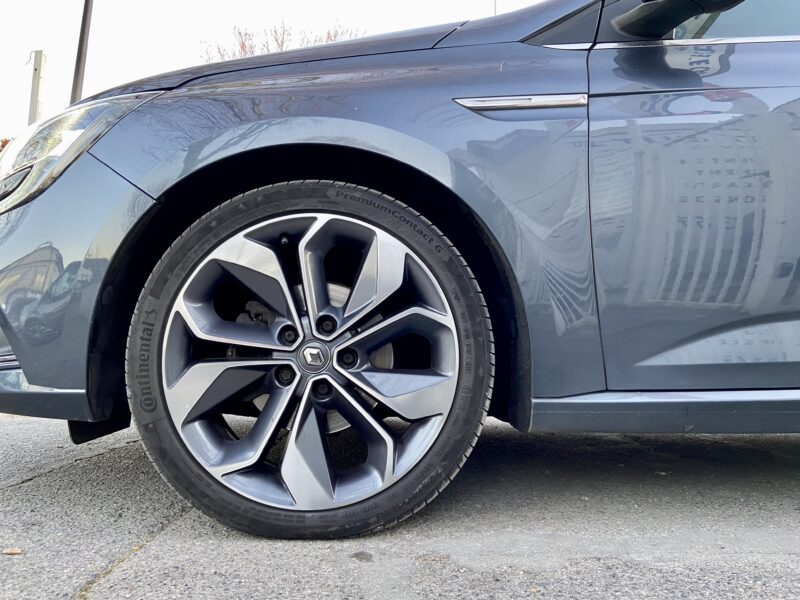 RENAULT MEGANE IV 2016