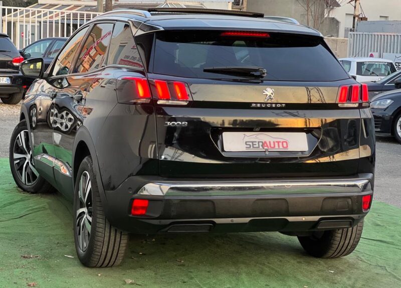 PEUGEOT 3008 2017